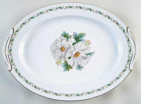 N2432 16" Oval Serving Platter