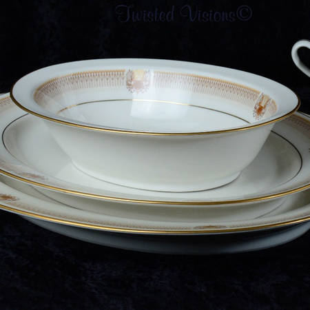 3-808 9" Oval Vegetable Bowl