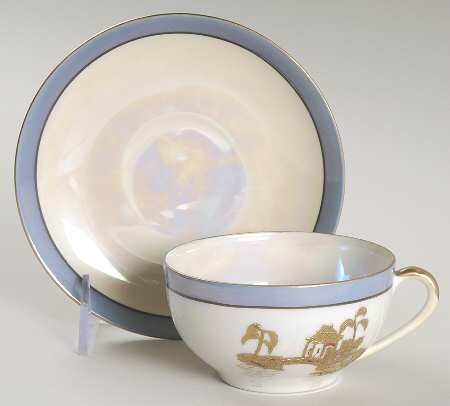 N2450 Flat Cup & Saucer Set