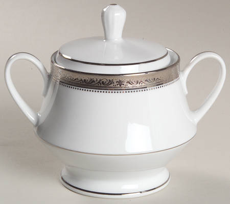 Signature Platinum Sugar Bowl & Lid
