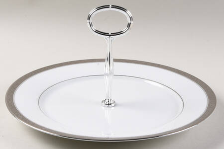 Signature Platinum Round Serving Plate with Center Handle (Dp) Hc