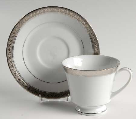 Signature Platinum Footed Cup & Saucer Set