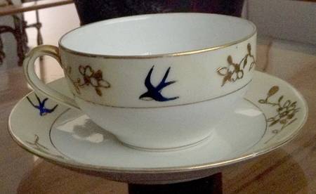 N2461 Flat Cup & Saucer Set