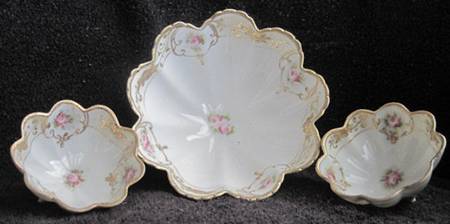 N2466 Large Footed Fruit Bowl