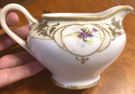 N2473 Creamer