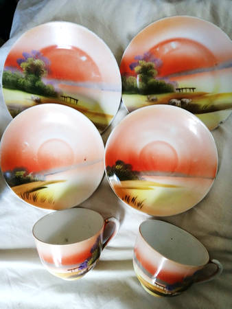N2675 Flat Cup & Saucer Set