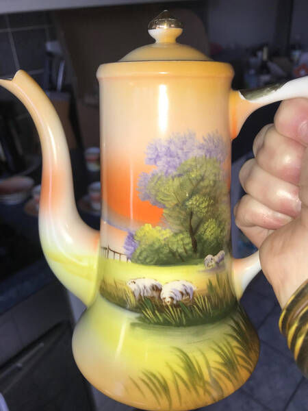 N2675 Coffee Pot & Lid