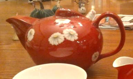 N2677 Teapot & Lid