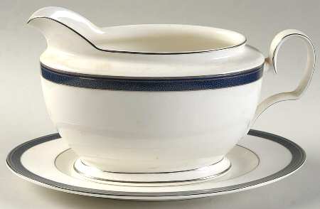 Stardust Platinum Gravy Boat & Underplate/Relish