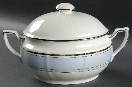 Centura Blue Oval Covered Vegetable