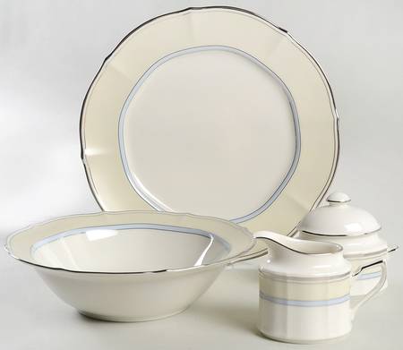 Centura Cream 5 Piece Hostess Set