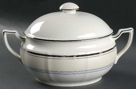 Centura Cream Oval Covered Vegetable