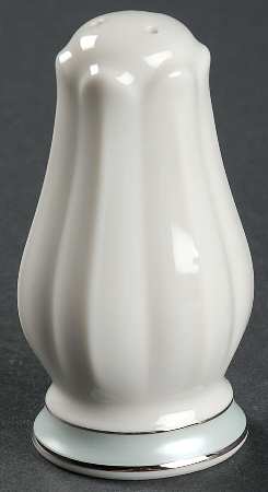 Centura Green Pepper Shaker