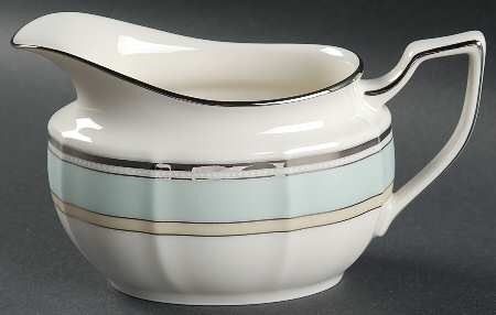 Centura Green Gravy Boat
