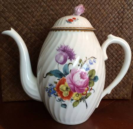 1012Z Coffee Pot & Lid
