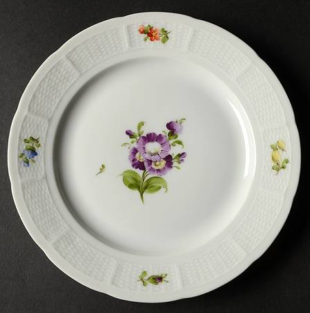 Antique Bouquet Salad Plate