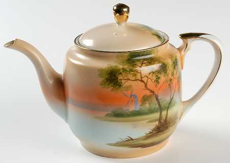 N2740 Mini Teapot & Lid