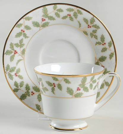 Holly and Berry Gold Footed Cup & Saucer Set