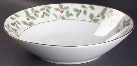 Holly and Berry Gold Coupe Soup Bowl
