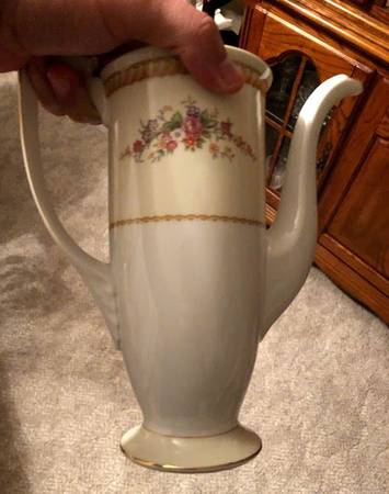 N2751 Coffee Pot & Lid