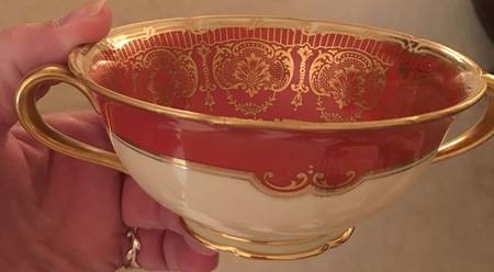 N2581 Footed Cream Soup Bowl