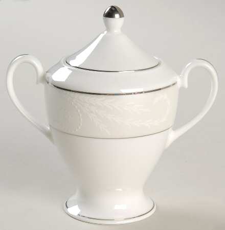 Pearl Ariel Sugar Bowl & Lid