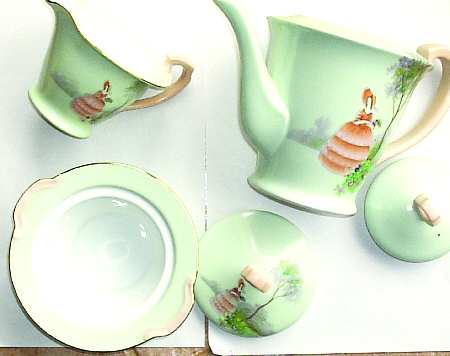N2774 Teapot & Lid