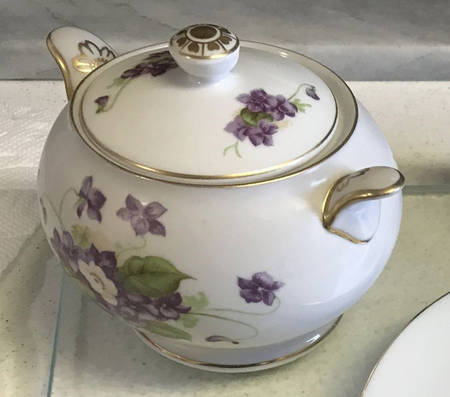 NEF4 Sugar Bowl & Lid