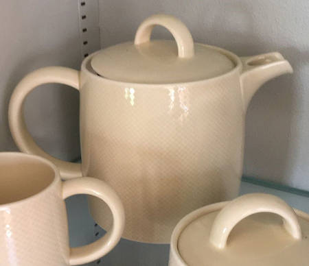 Reflections White Teapot & Lid
