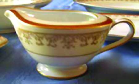 N2802 Creamer