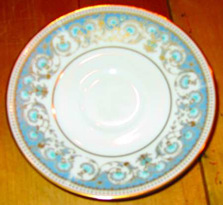 Kinglet by Noritake