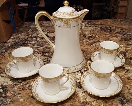 N2827 Chocolate Pot & Lid