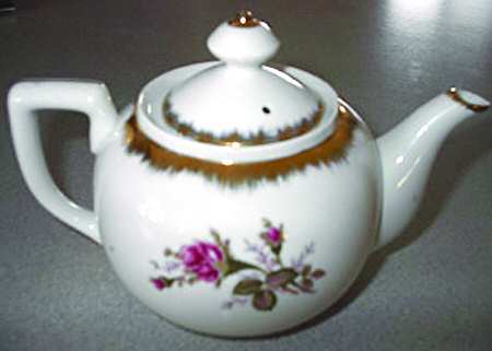 SD871 Teapot & Lid