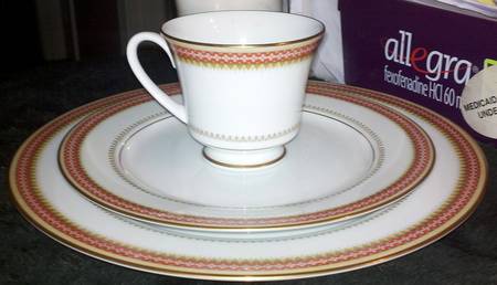 N2864 Footed Cup