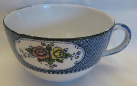Yang Tse (Multicolored Floral) Flat Cup