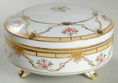 N4631 Powder Box with Lid