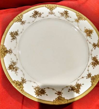 N2895 Dinner Plate