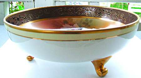 N3004 Centerpiece