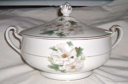 N2546 Tureen &  Lid