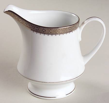 Essex Platinum Creamer