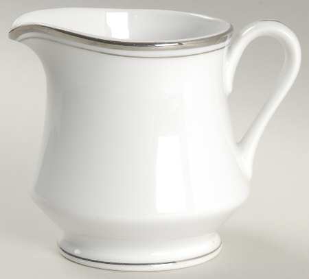 Candlelight Creamer