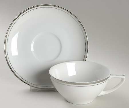 Candlelight Flat Cup & Saucer Set
