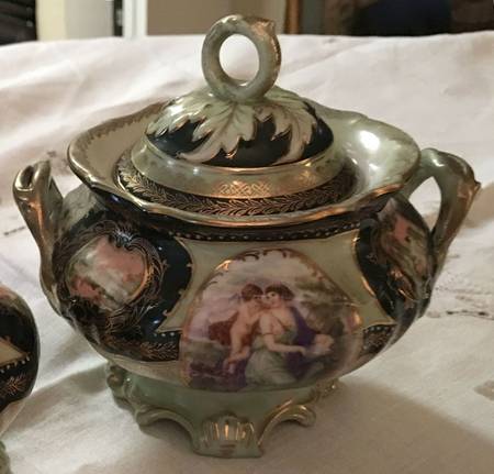 100 Sugar Bowl & Lid