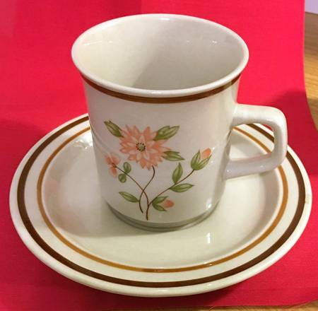 Tradition Flat Cup & Saucer Set