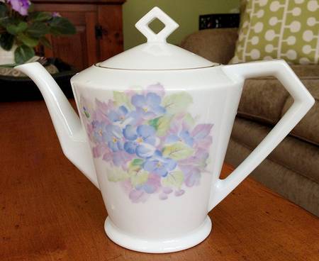 N3029 Teapot & Lid
