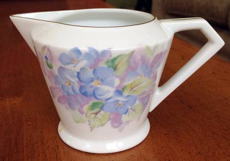 N3029 Creamer