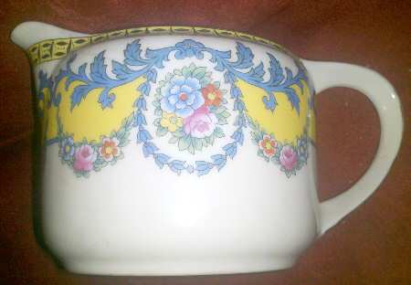 N2915 Creamer