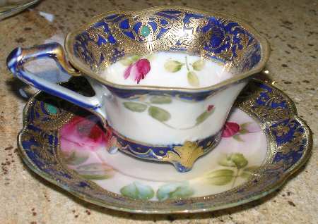 N3565 Footed Cup & Saucer Set