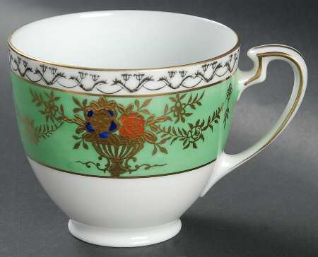 N3053 Footed Cup