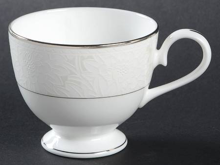 Lace Bouquet Footed Cup